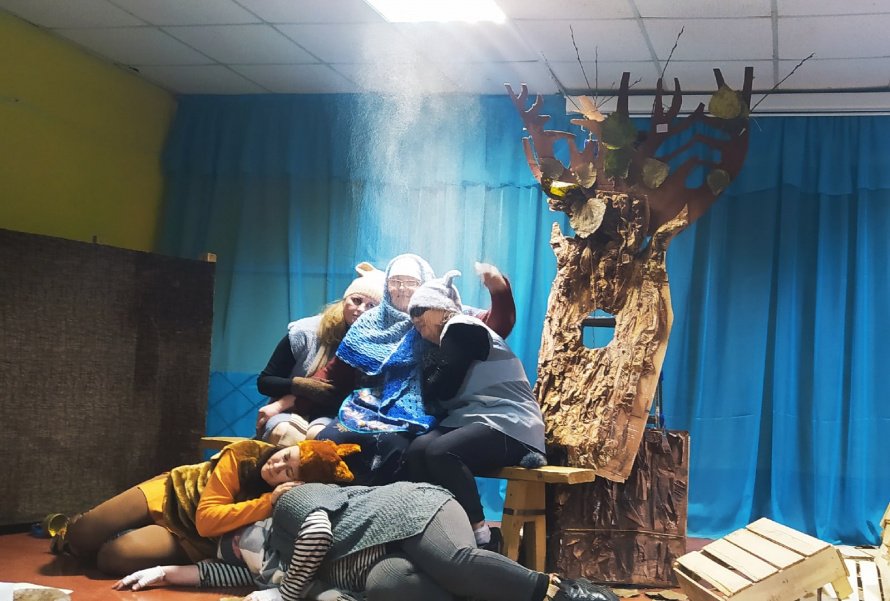 Спектакль - притча "Зимы не будет" 